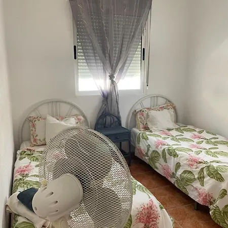 Сasa de vacaciones Chalet Con Vista Para Salinas Y Piscina Privada